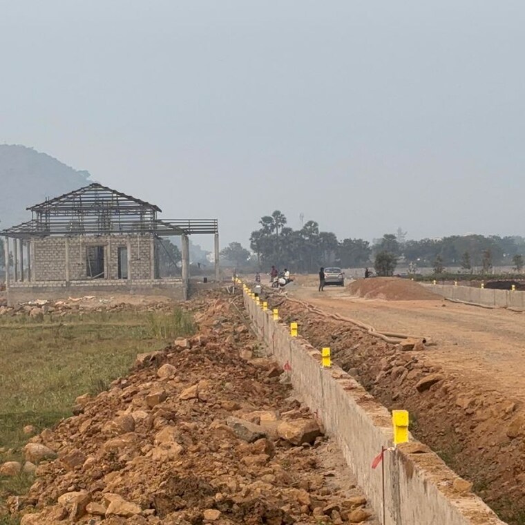 undefined, kankipadu  183 Sq.Yd. Plot In Kankipadu Vijayawada 9925895