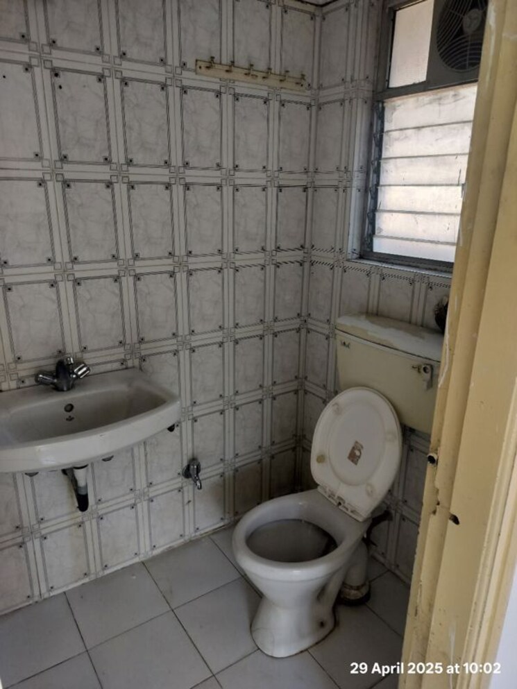 Bathroom, nyati-epitome 3 Bedroom 1966 Sq.Ft. Apartment In Mohammadwadi Pune 9925921