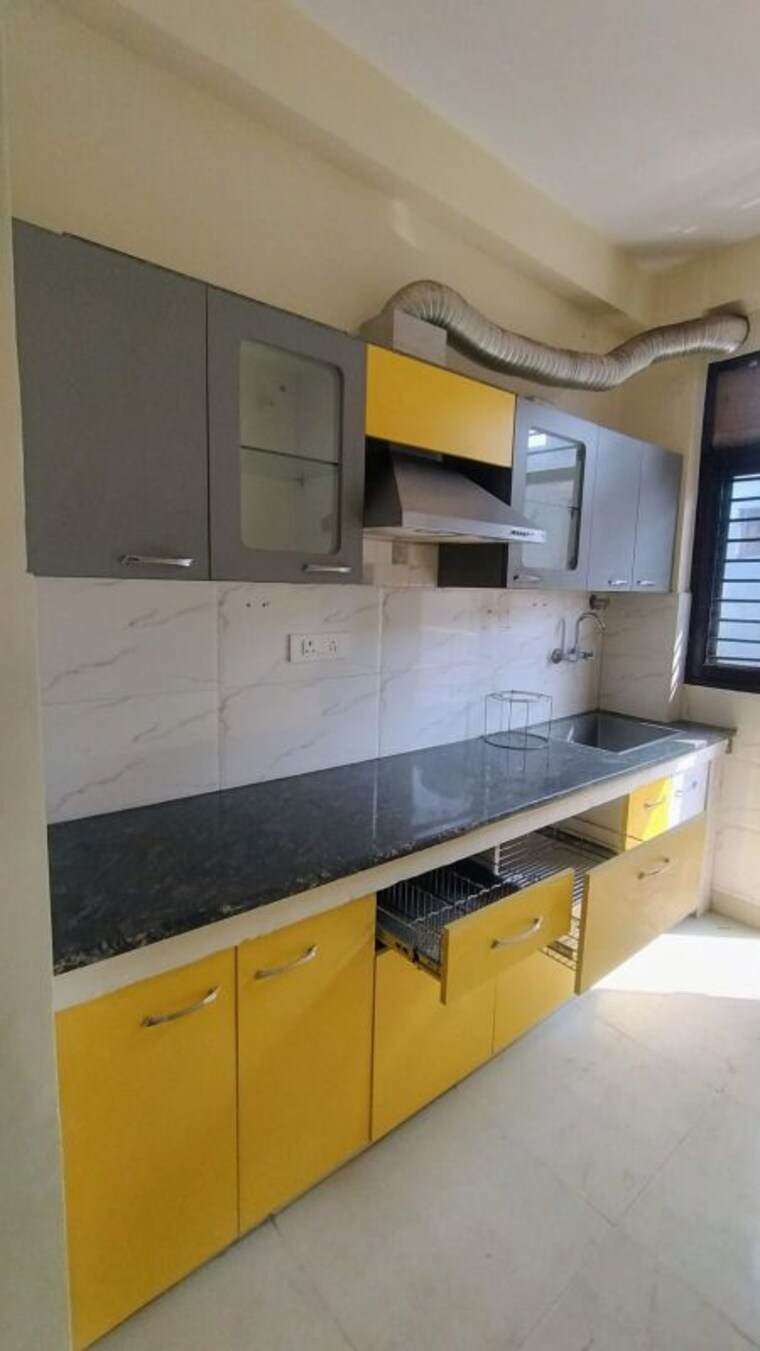 Kitchen, birla-arika 2 Bedroom 150 Sq.Ft. Builder Floor In Sector 31 Gurgaon 9926007