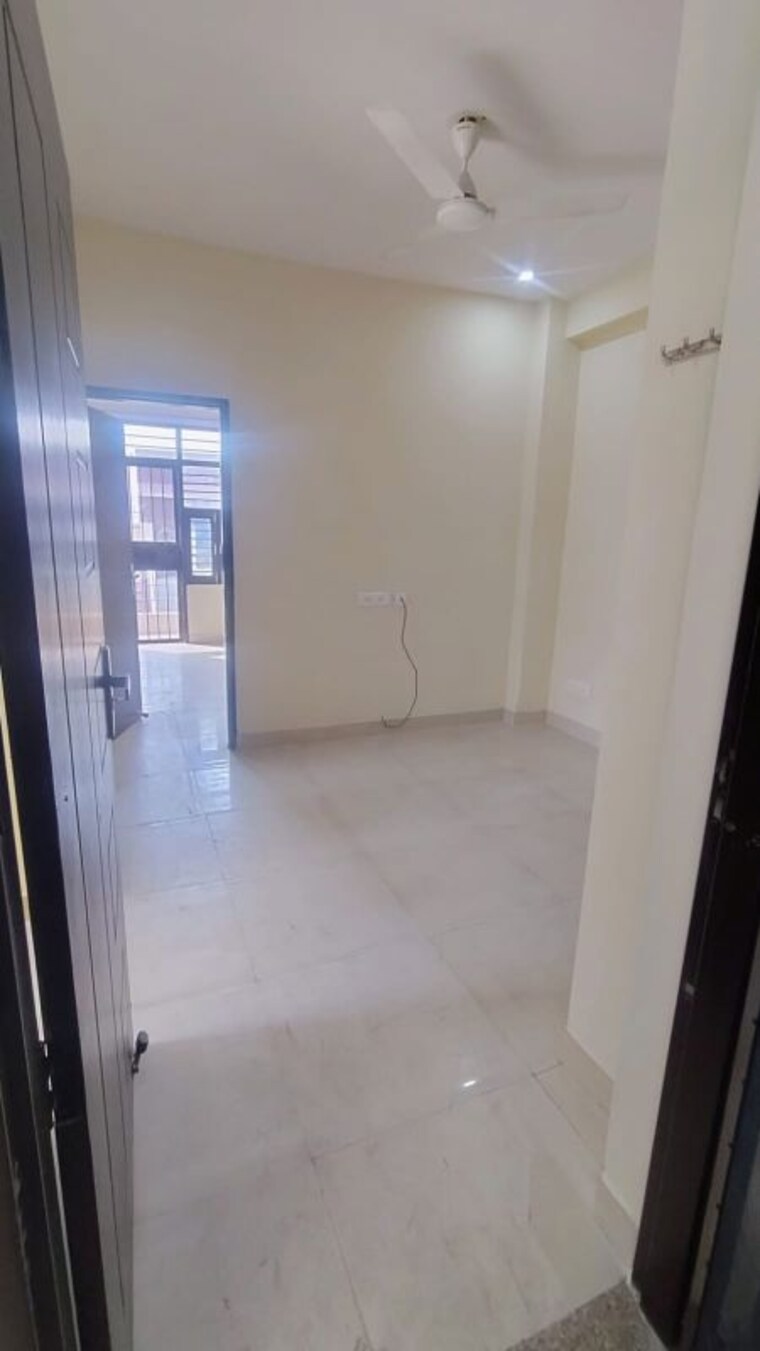 Room, birla-arika 2 Bedroom 150 Sq.Ft. Builder Floor In Sector 31 Gurgaon 9926007