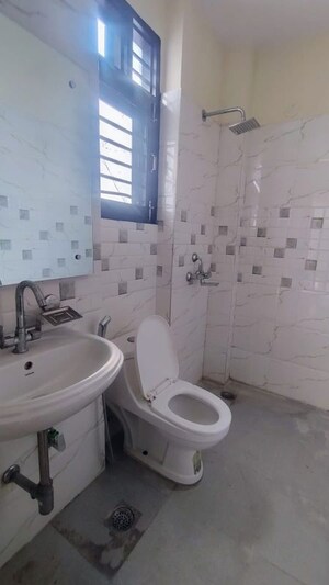 Bathroom in 2 BHK Builder Floor at Birla Arika, Sector 31 – for Rent