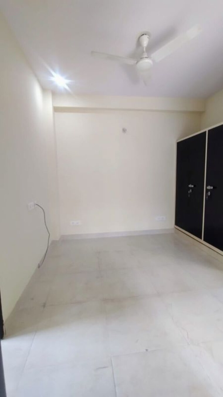 Room, birla-arika 2 Bedroom 150 Sq.Ft. Builder Floor In Sector 31 Gurgaon 9926007