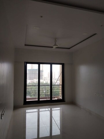 Room in 1 BHK Apartment at K Raheja Raheja Residency, Malad East – for Rent