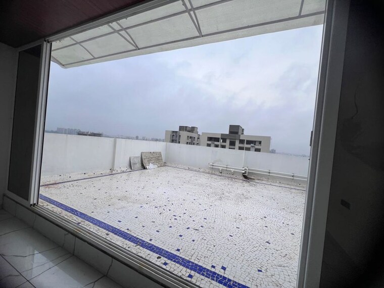 Balcony, narayan-greens 3 Bedroom 1700 Sq.Ft. Penthouse In Dumad Vadodara 9925663