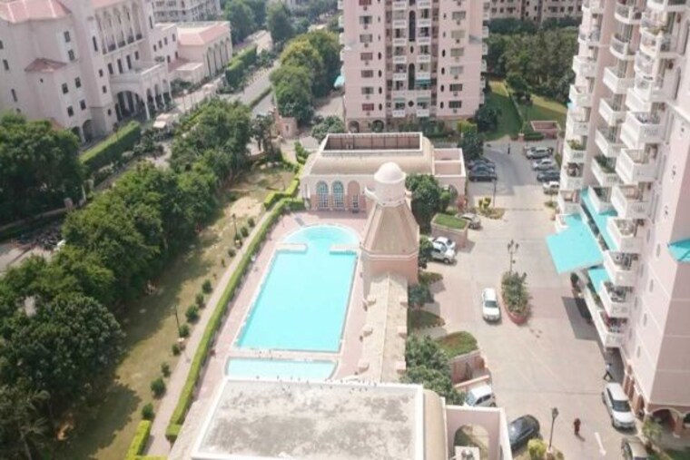 Exterior View, dlf-trinity-towers 4 Bedroom 2400 Sq.Ft. Apartment In Dlf Phase V Gurgaon 9925785