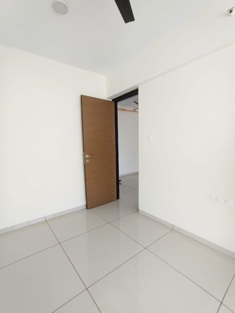 Room, chandak-34-park-estate 1.5 Bedroom 599 Sq.Ft. Apartment In Goregaon West Mumbai 9926330