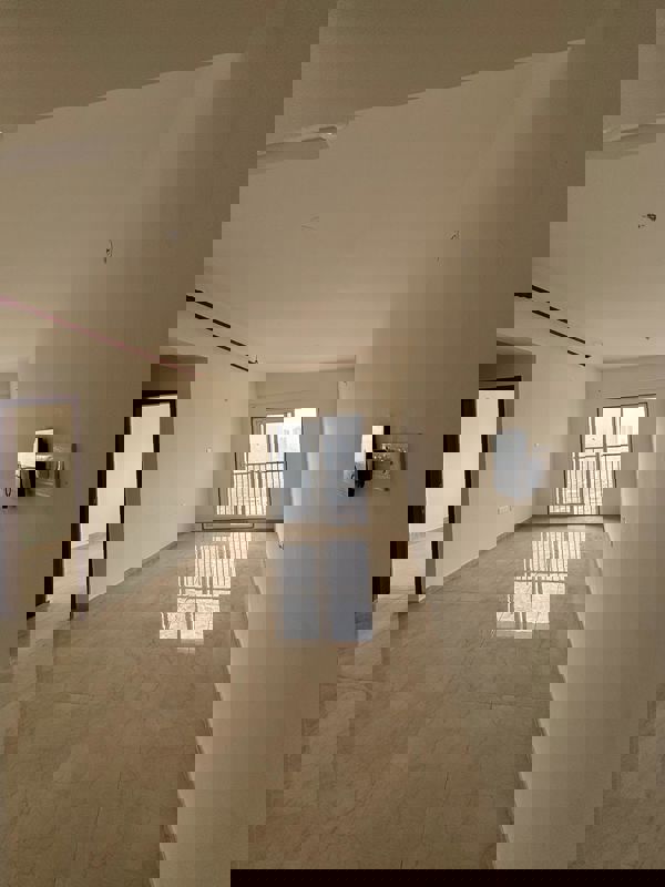 2 BHK 640 Sq.Ft. Apartment in Shapoorji Pallonji BKC 28