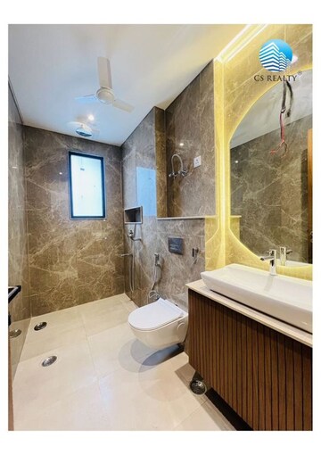 Bathroom in 4 BHK Builder Floor at DLF Silver Oaks, Sector 26 – for Sale