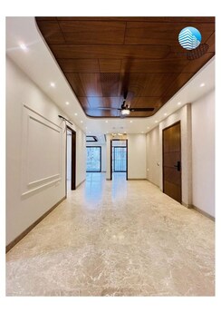 4 BHK Builder Floor For Sale in DLF Silver Oaks
