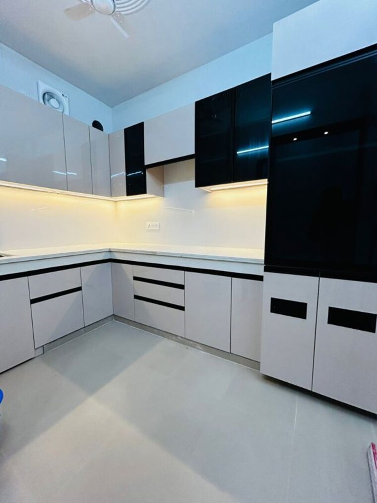 Kitchen, kalkaji 2 Bedroom 120 Sq.Yd. Builder Floor In Kalkaji Delhi 9926551