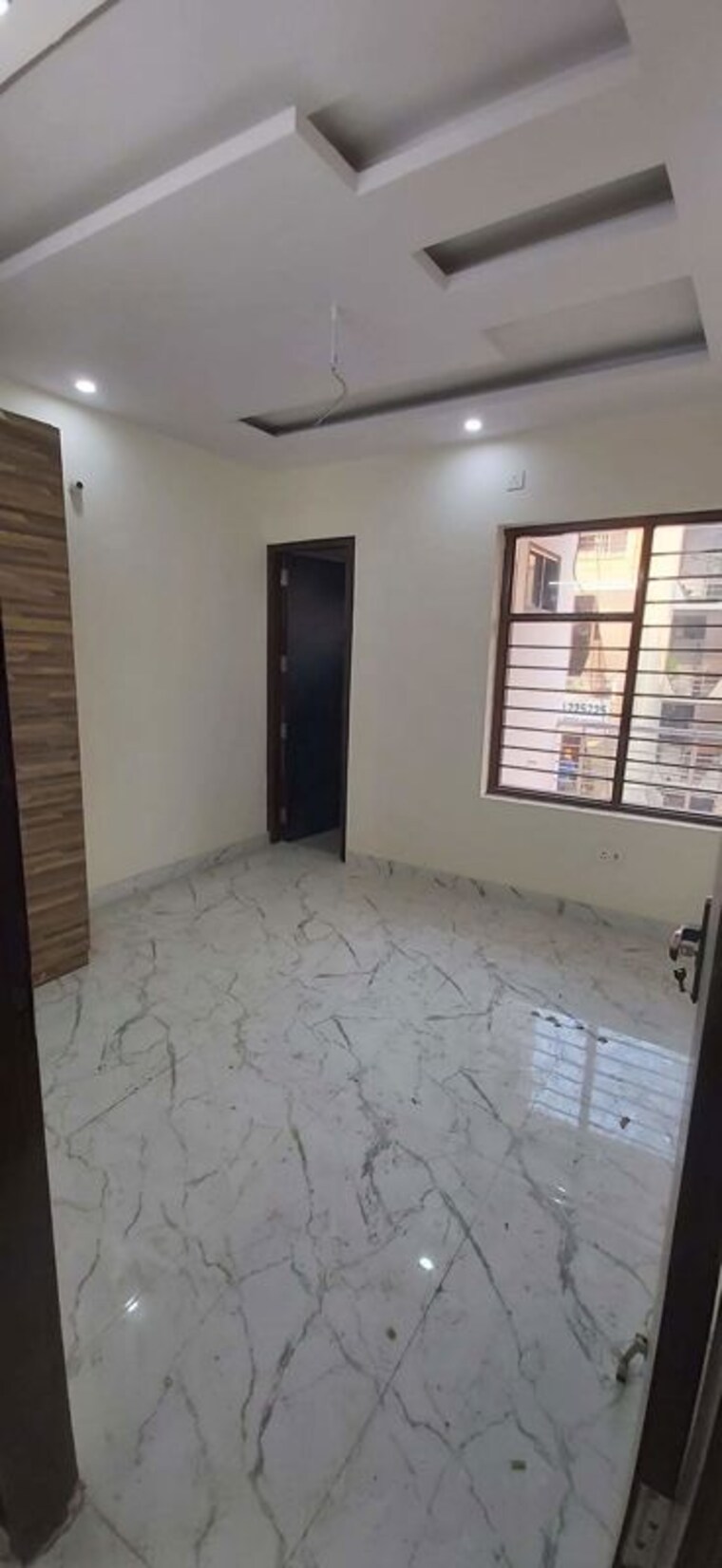 Room, new industrial township 1 3.5 Bedroom 118 Sq.Yd. Builder Floor In New Industrial Township 1 Faridabad 9926580