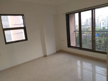Room in 2 BHK Apartment at Juhu – for Rent