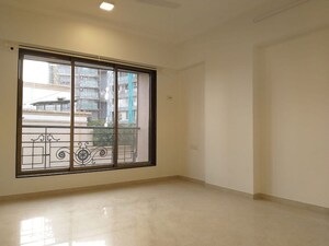 Room in 2 BHK Apartment at Juhu – for Rent