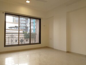 Room in 2 BHK Apartment at Juhu – for Rent