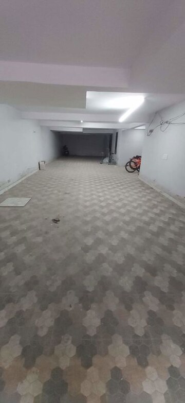 Parking in 3.5 BHK Builder Floor at New Industrial Township – for Sale