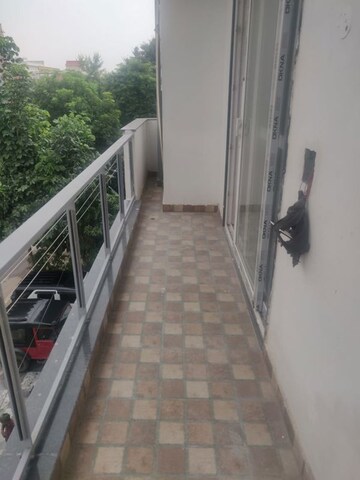 Balcony in 3 BHK Apartment at Sector 23 – for Rent