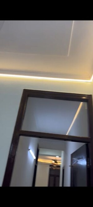 Furnished Amenities in 2 BHK Builder Floor at Vaishali Sector 5 – for Sale