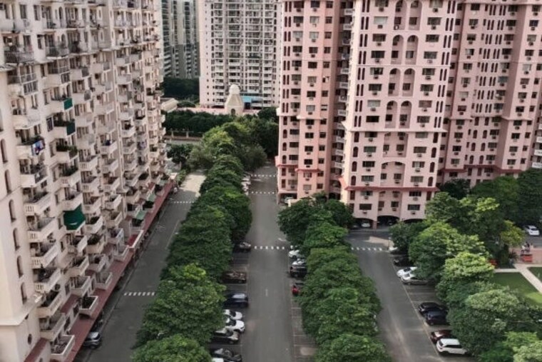 Exterior View, dlf-the-princeton-estate 2 Bedroom 1200 Sq.Ft. Apartment In Dlf Phase V Gurgaon 9926869