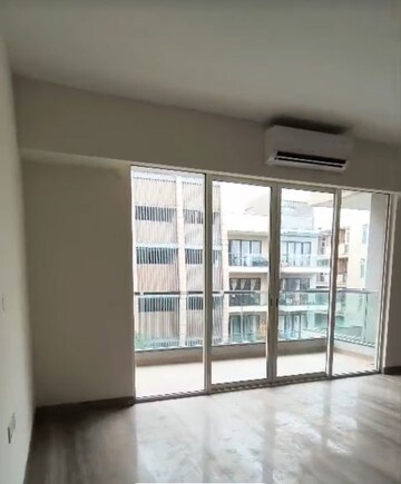 Room in 4 BHK Apartment at Adani Samsara Vilasa, Sector 63 – for Rent