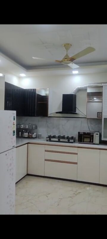 Kitchen in 2 BHK Independent House at Sector 5 Wave City – for Rent