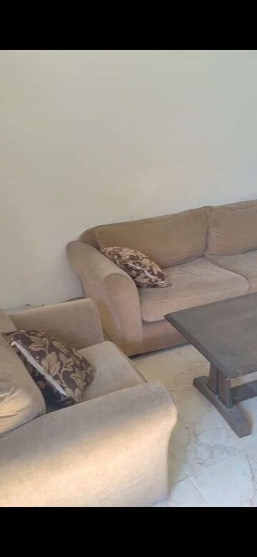 Living Room in 2 BHK Independent House at Sector 5 Wave City – for Rent