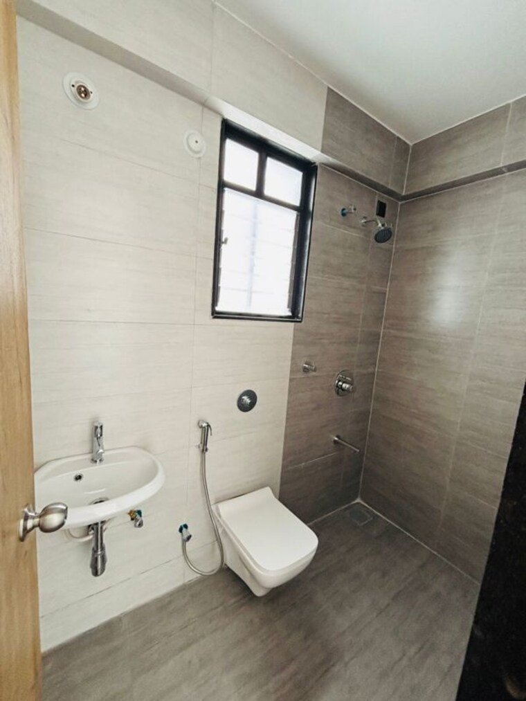 Bathroom, unique-youtopia 2 Bedroom 765 Sq.Ft. Apartment In Kharadi Pune 9926997