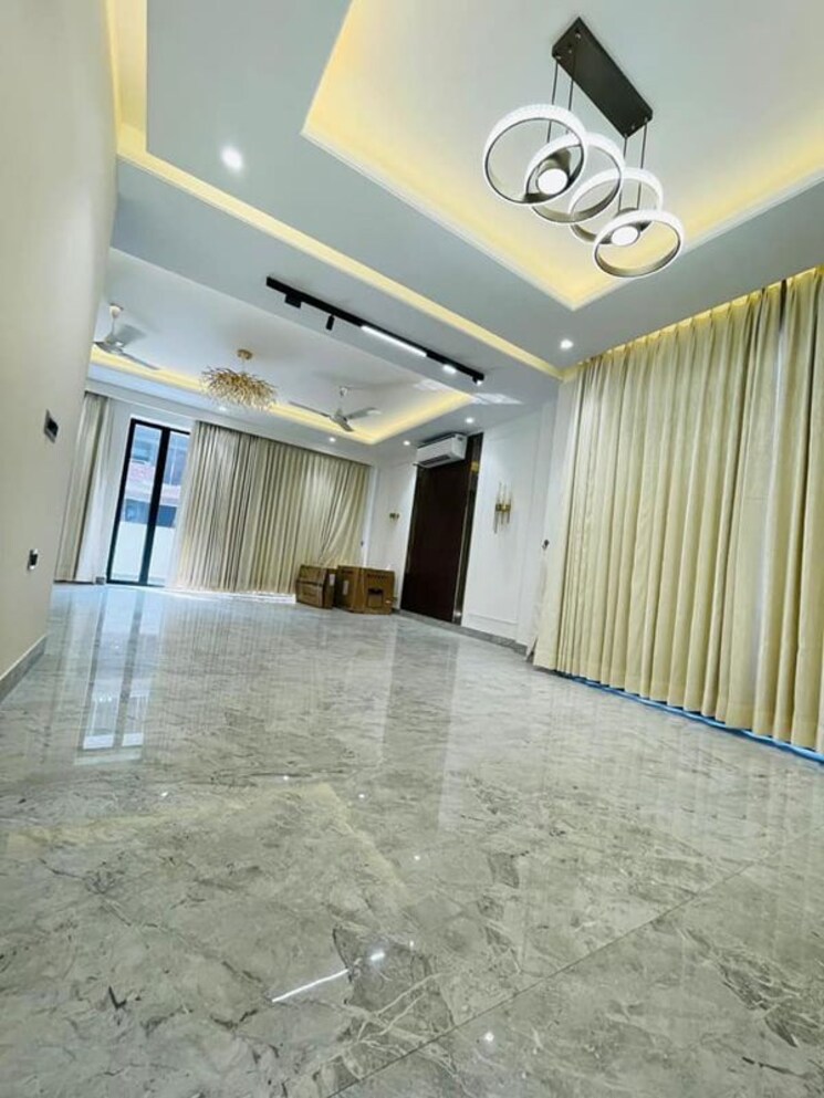 Kitchen, sector 85 5 Bedroom 500 Sq.Yd. Builder Floor In Sector 85 Faridabad 9926856