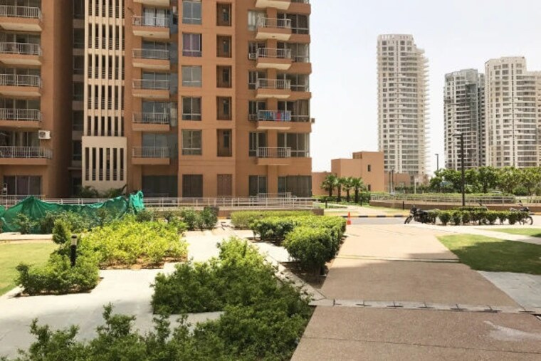 Exterior View, pioneer-araya 4 Bedroom 4403 Sq.Ft. Apartment In Sector 62 Gurgaon 9926977