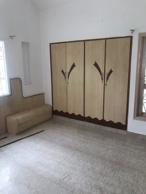 Room in 3 BHK Builder Floor at Hegde Nagar – for Rent