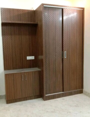 Furnished Amenities in 2 BHK Builder Floor at Vasundhara Sector 1 – for Rent