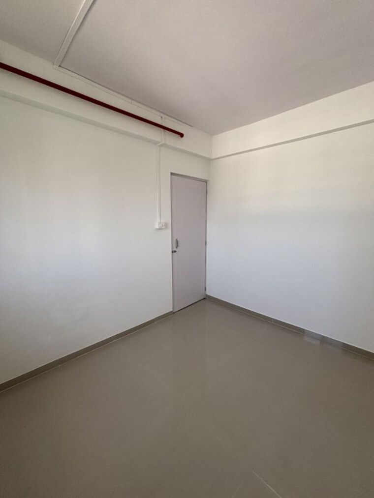 Room, happy-valley 1 Bedroom 550 Sq.Ft. Apartment In Manpada Thane 9927177