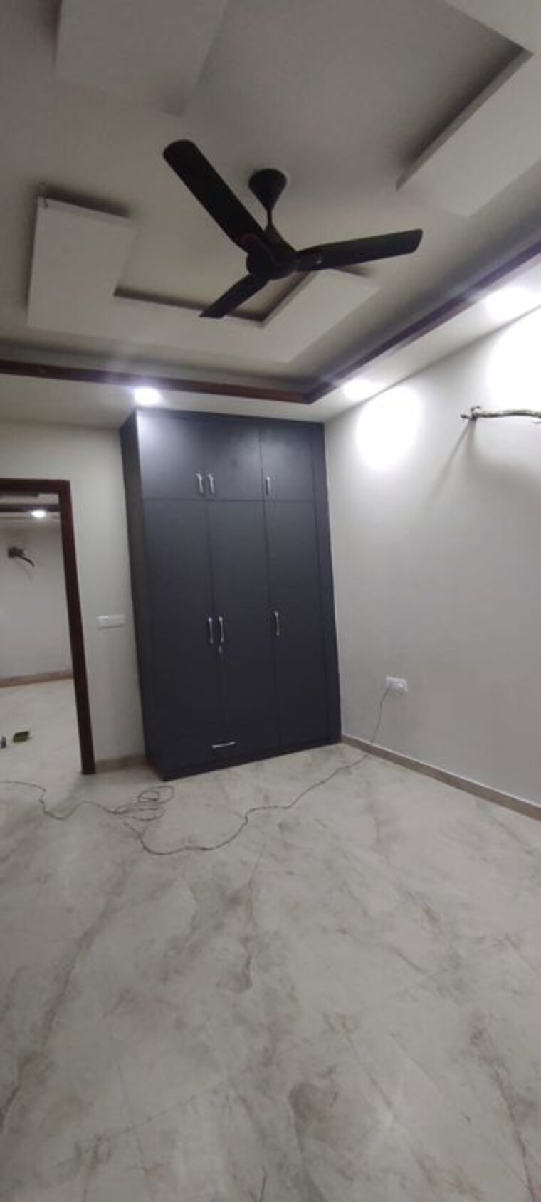 Room, sector 85 5 Bedroom 500 Sq.Yd. Builder Floor In Sector 85 Faridabad 9927033