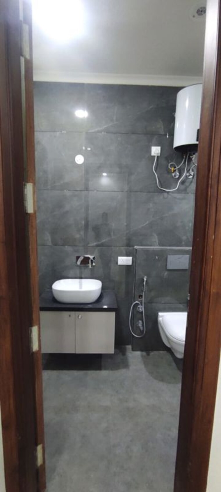 Bathroom, sector 85 5 Bedroom 500 Sq.Yd. Builder Floor In Sector 85 Faridabad 9927033