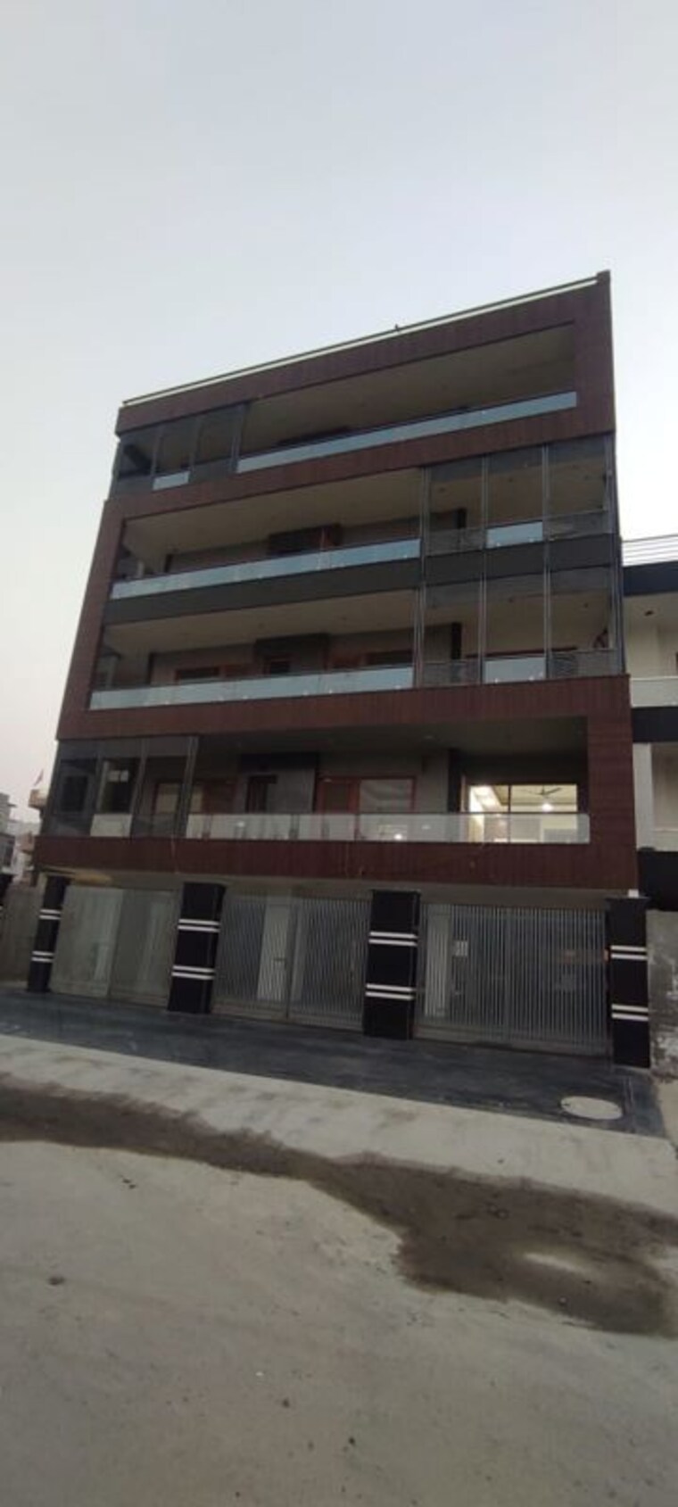 Exterior View, sector 85 5 Bedroom 500 Sq.Yd. Builder Floor In Sector 85 Faridabad 9927033