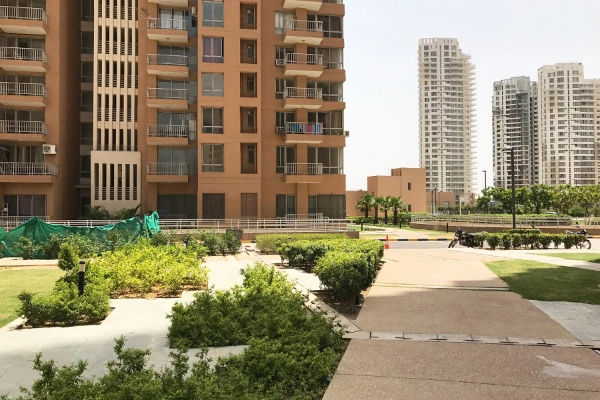 4 BHK Apartment For Sale in Pioneer Araya