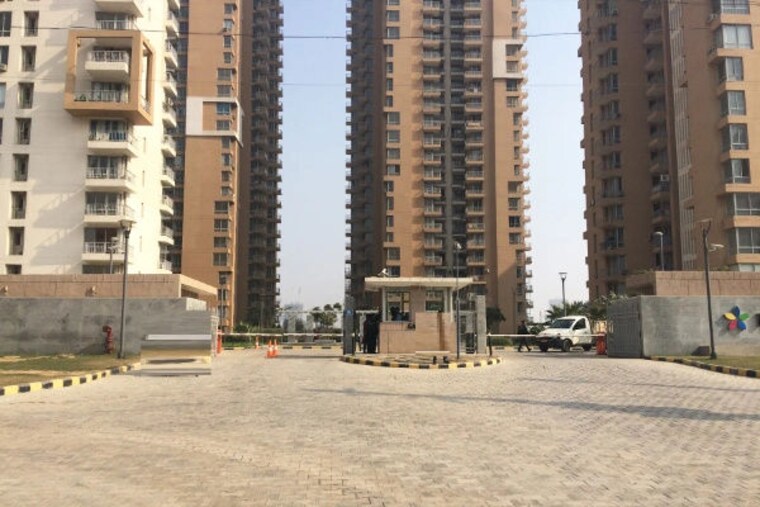 Exterior View, pioneer-araya 4 Bedroom 4279 Sq.Ft. Apartment In Sector 62 Gurgaon 9927180