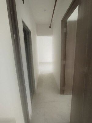 Building Lobby in 4 BHK Apartment at Runwal The Sanctuary Tower 4, Mulund West – for Sale