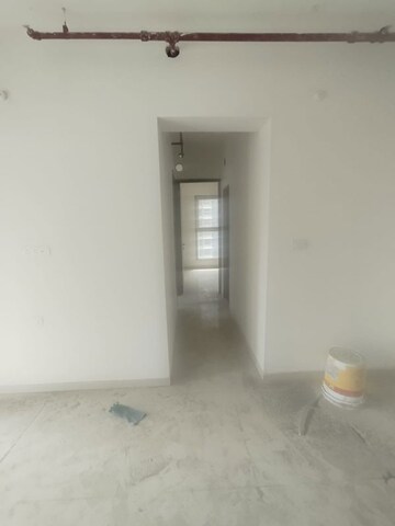 Room in 4 BHK Apartment at Runwal The Sanctuary Tower 4, Mulund West – for Sale