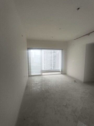 Room in 4 BHK Apartment at Runwal The Sanctuary Tower 4, Mulund West – for Sale