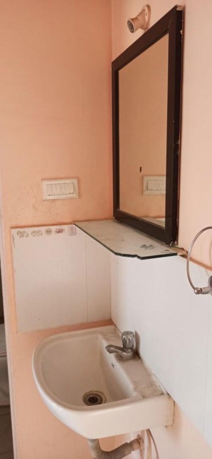 Bathroom, dnv-elite-homes 2 Bedroom 712 Sq.Ft. Apartment In Tathawade Pune 9873103