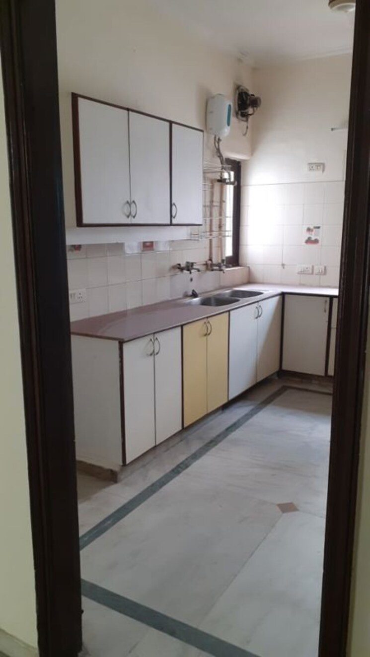 Kitchen, rwa-apartments-sector-39 3 Bedroom 1500 Sq.Ft. Independent House In Sector 39 Noida 9927511