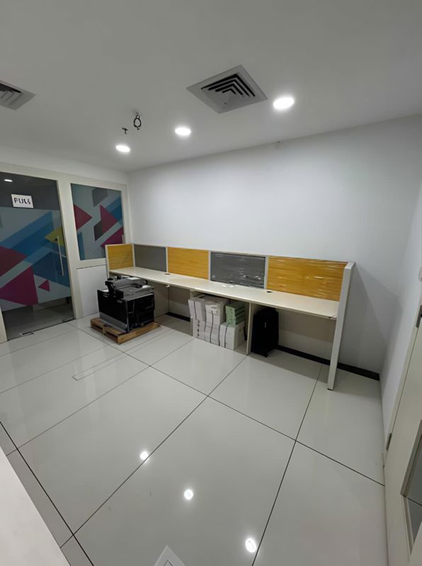 Office Space For Rent in Sector V
