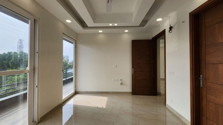 undefined, sector 85 3 Bedroom 250 Sq.Yd. Builder Floor In Sector 85 Faridabad 9927435