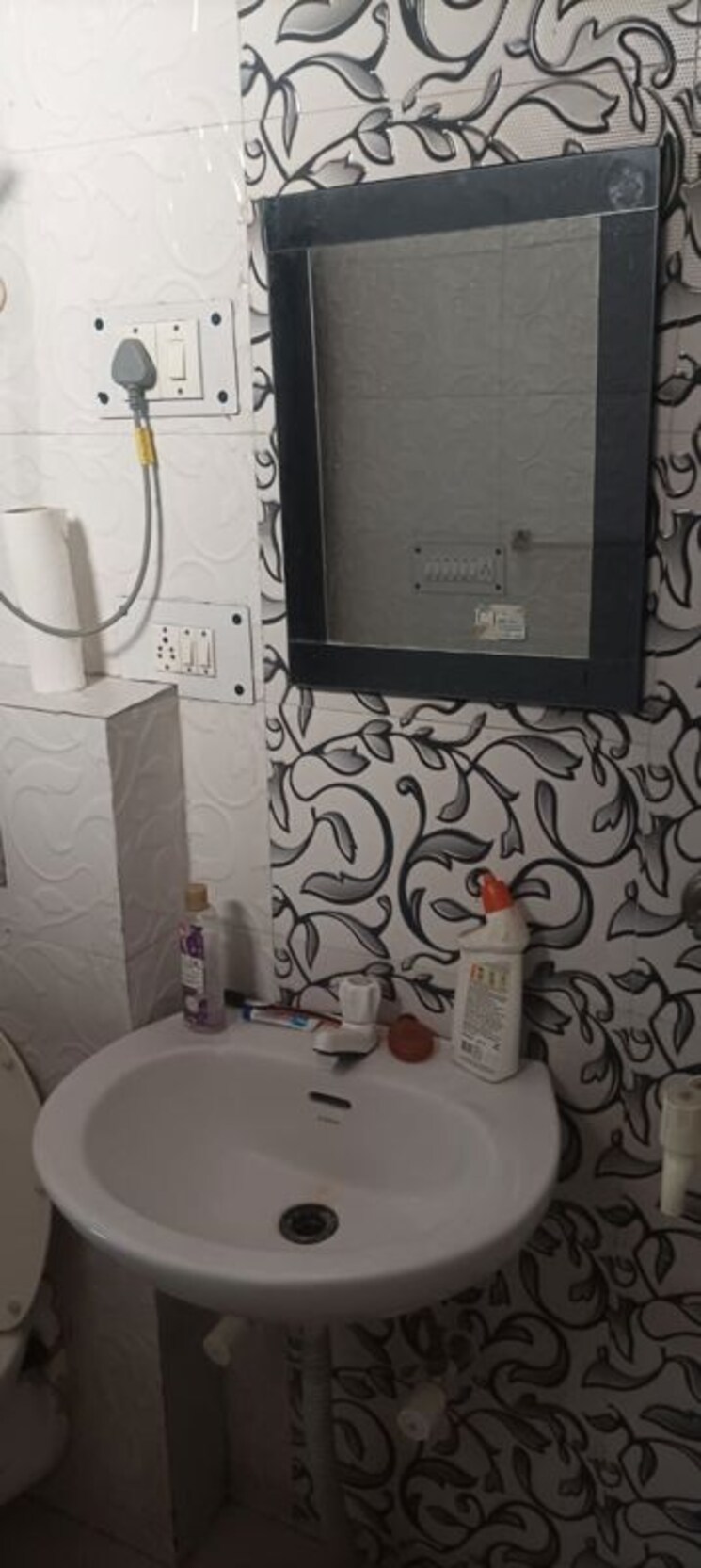 Bathroom, rwa-apartments-sector-50 2 Bedroom 1400 Sq.Ft. Builder Floor In Sector 50 Noida 9927560