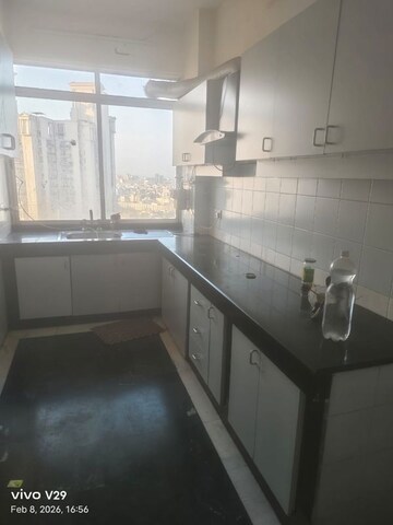 Kitchen in 3 BHK Apartment at DLF Regency Park I, Dlf Phase iv – for Rent