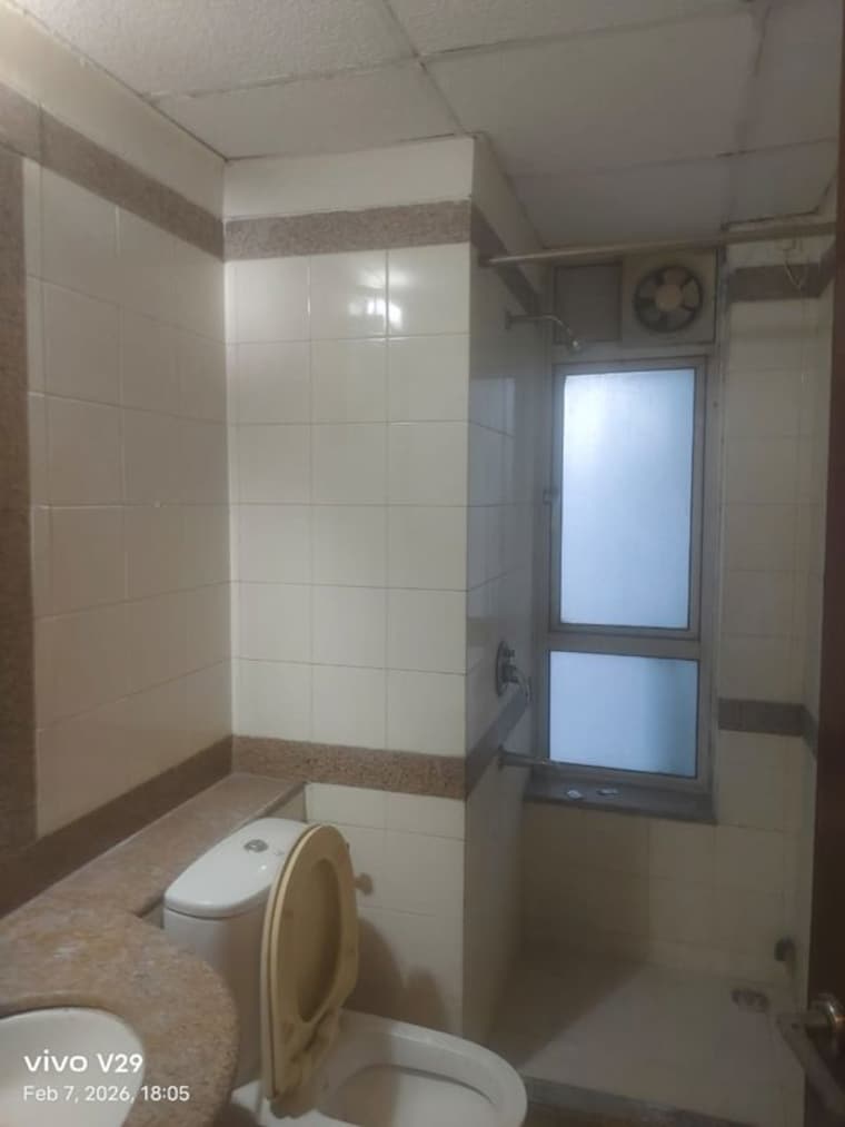 Bathroom, unitech-the-close-north 3 Bedroom 2100 Sq.Ft. Apartment In Sector 50 Gurgaon 9927517