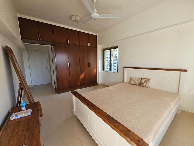Bedroom, bandra west 2 Bedroom 700 Sq.Ft. Apartment In Bandra West Mumbai 9927522