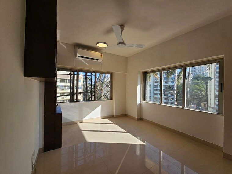 Room, bandra west 2 Bedroom 700 Sq.Ft. Apartment In Bandra West Mumbai 9927522