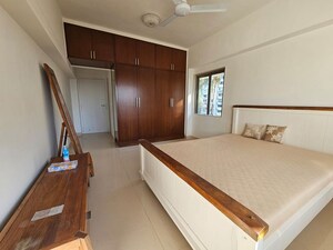 Bedroom in 2 BHK Apartment at Bandra West – for Rent