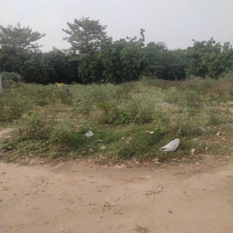Plot For Sale in Manish Nagar